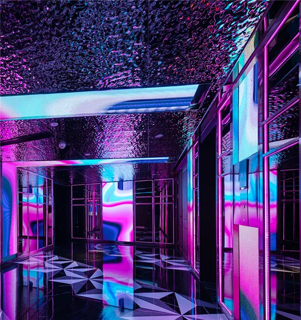  - Showcase - 4