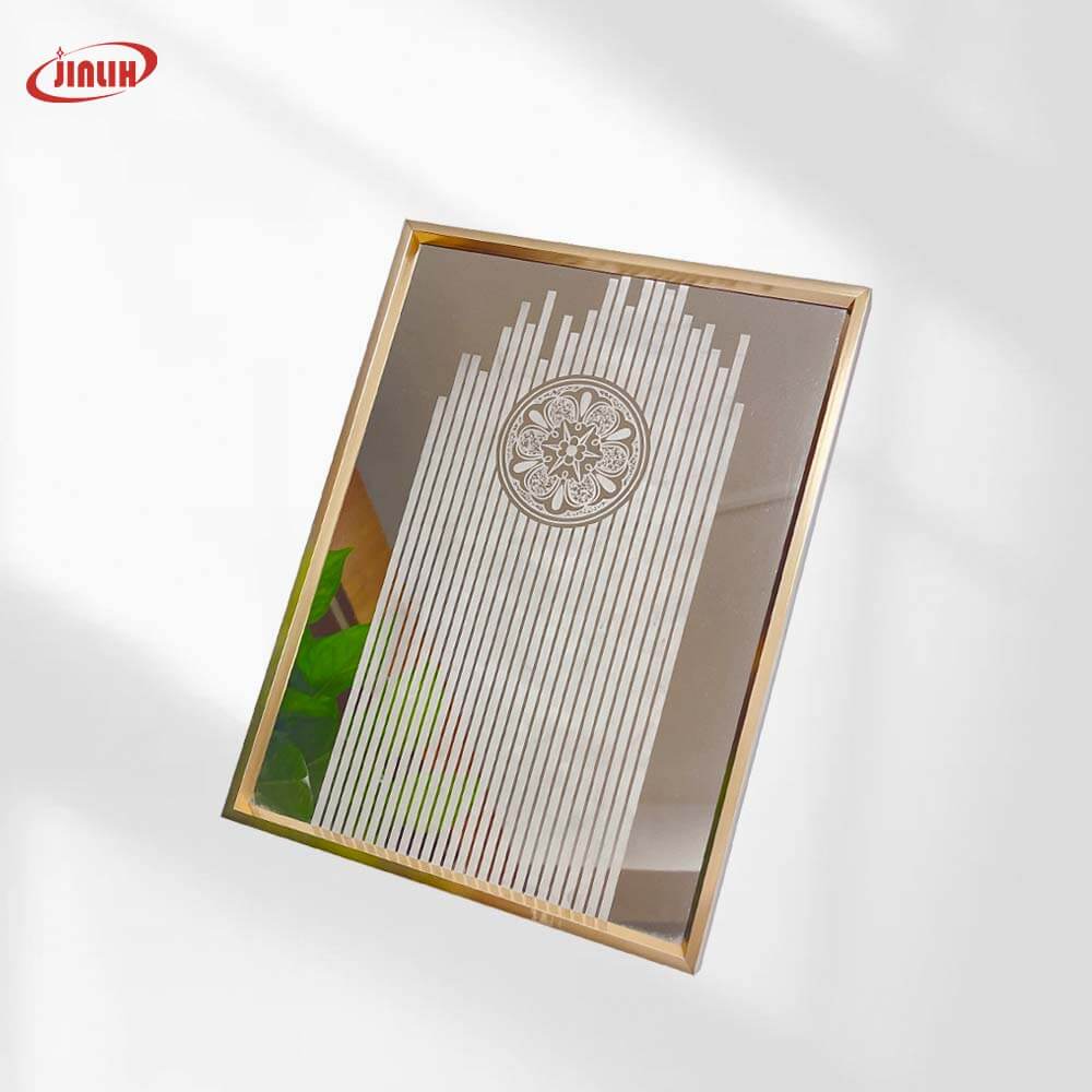 European Round Medallion with Vertical Line Geometric Etched Stainless Steel Sheet
